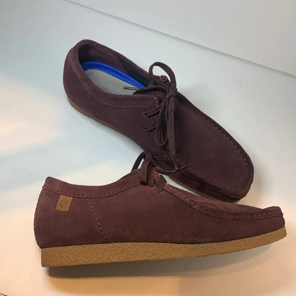 Clarks Men's maroon Suede Shoes